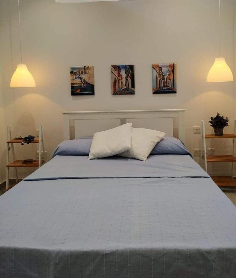 Bayview Apartment Pembroke Bagian luar foto